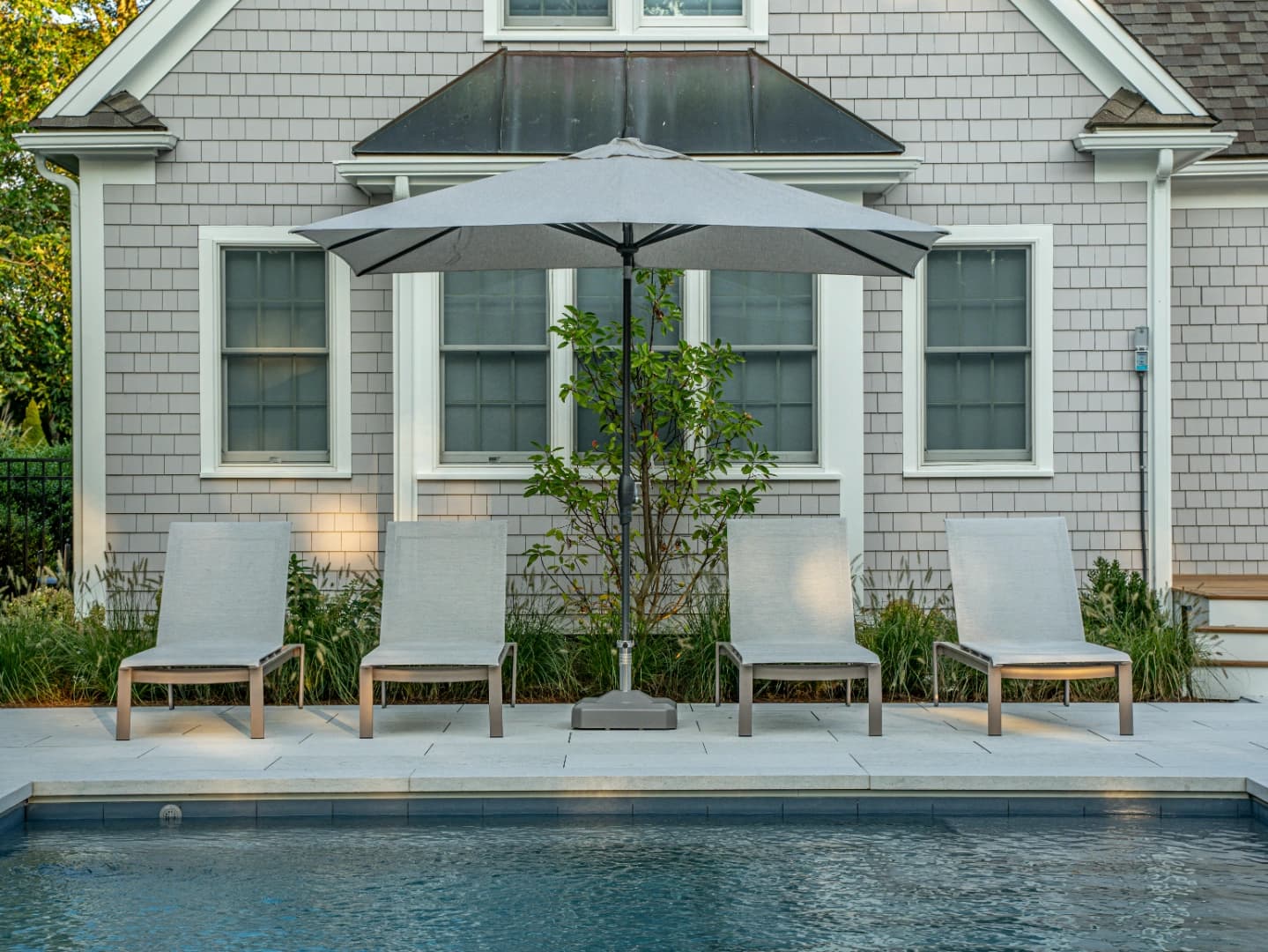 Paver and green contrast