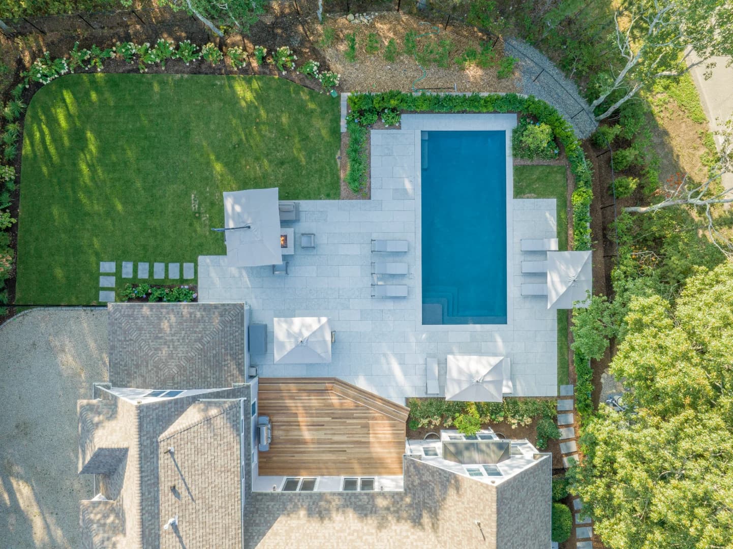 Spatial transformation aerial