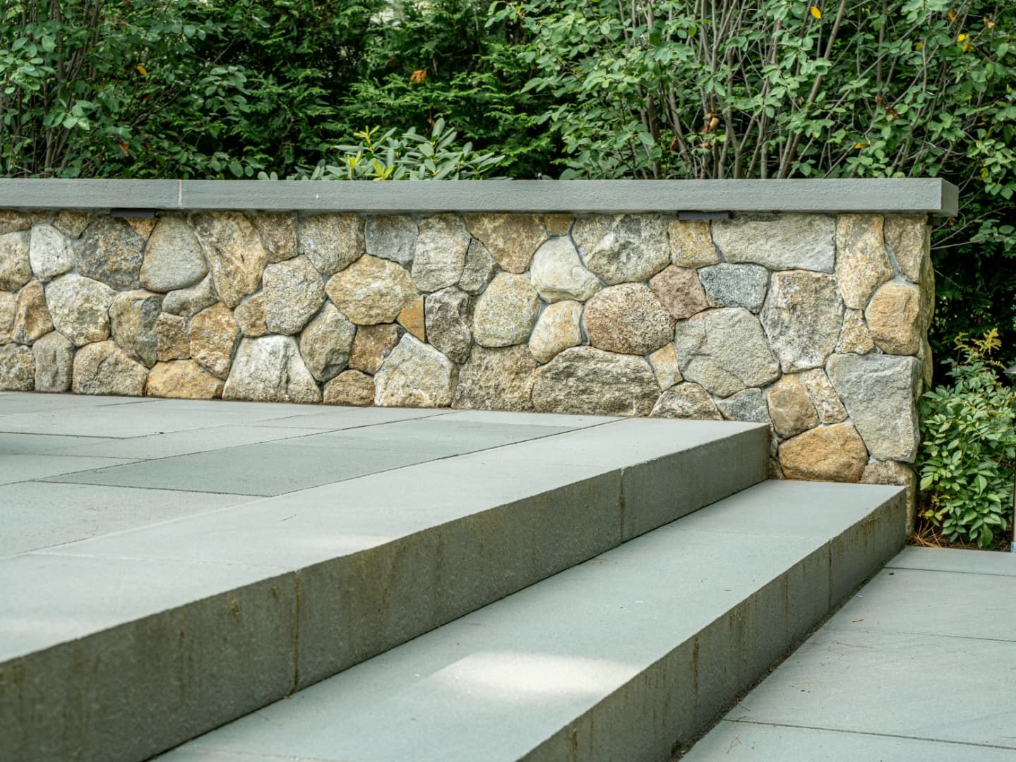 Stone wall craftsmanship