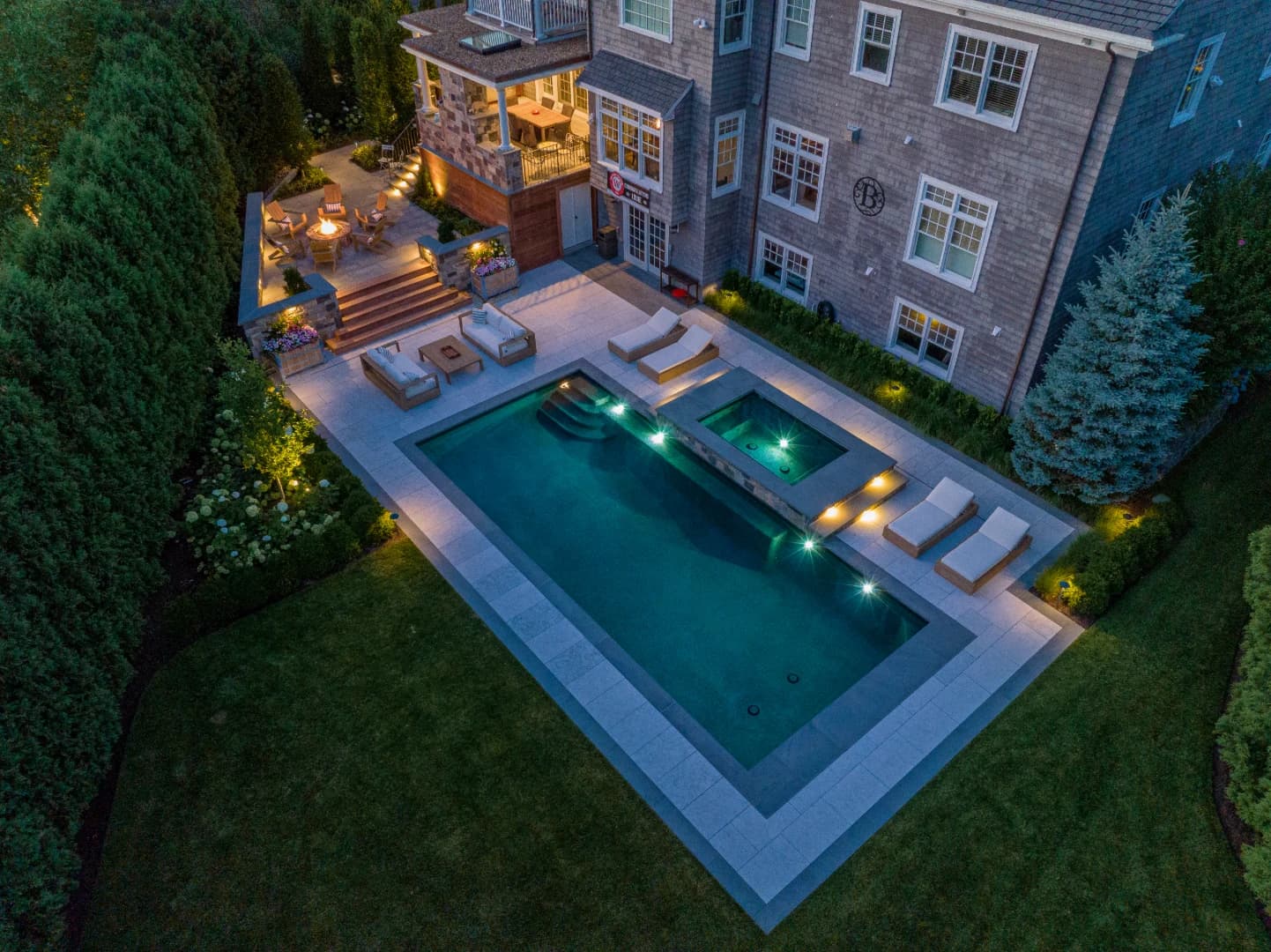 Full estate night panorama